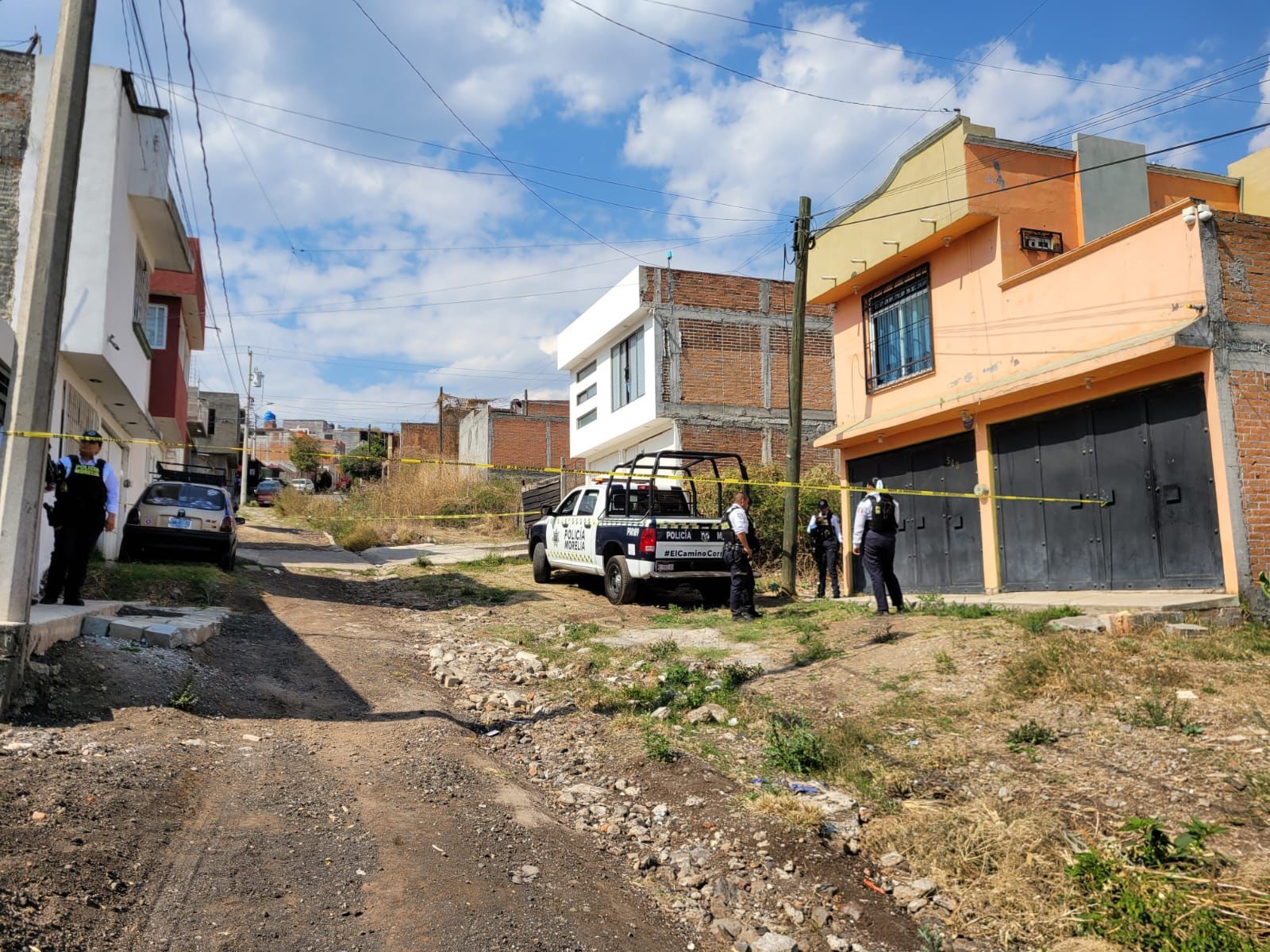 Terrible hallazgo: vecinos de San Isidro Itzícuaro encuentran feto humano en baldío