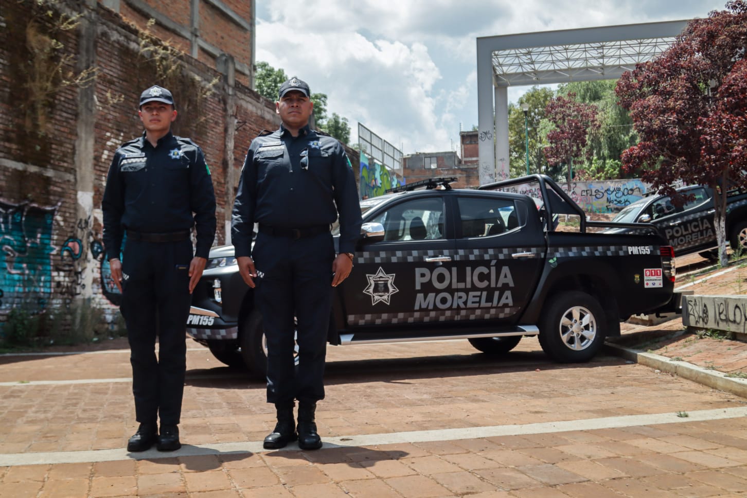 Policía Morelia detiene a dos por presunto robo en La Huerta