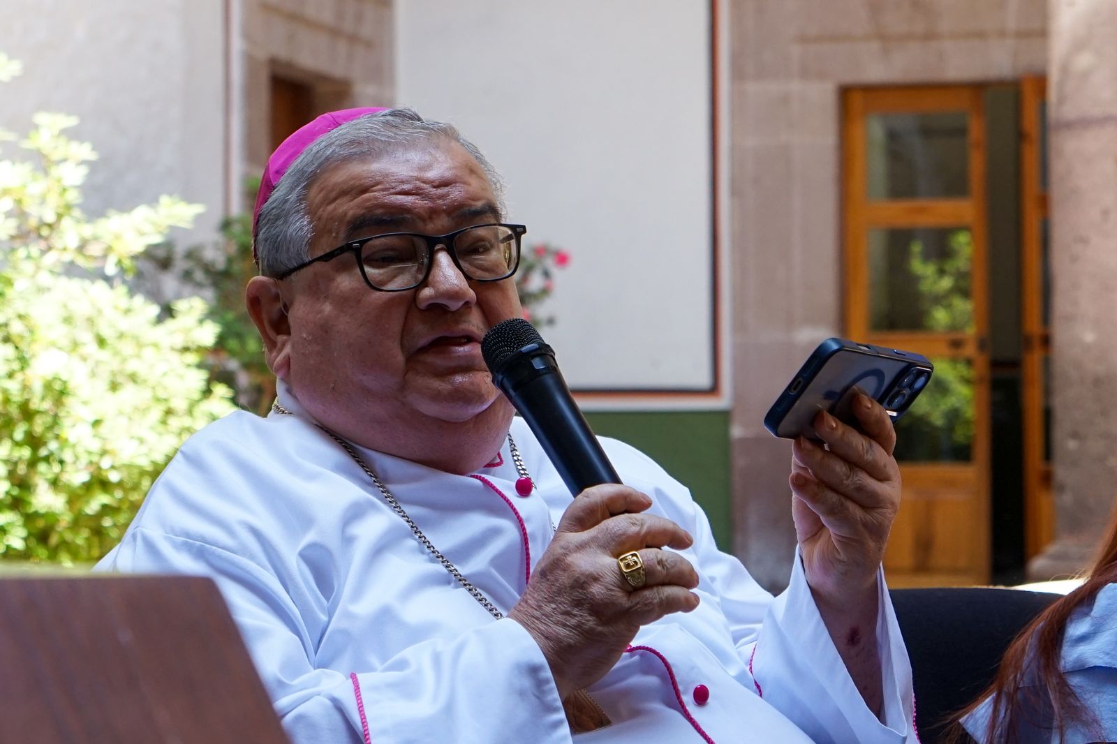 La opinión del arzobispo no la comparto, es alarmista”, dice Bedolla 