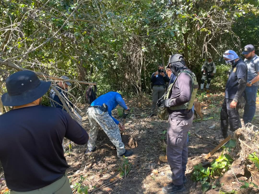 Fosa clandestina con tres cuerpos en El Coire