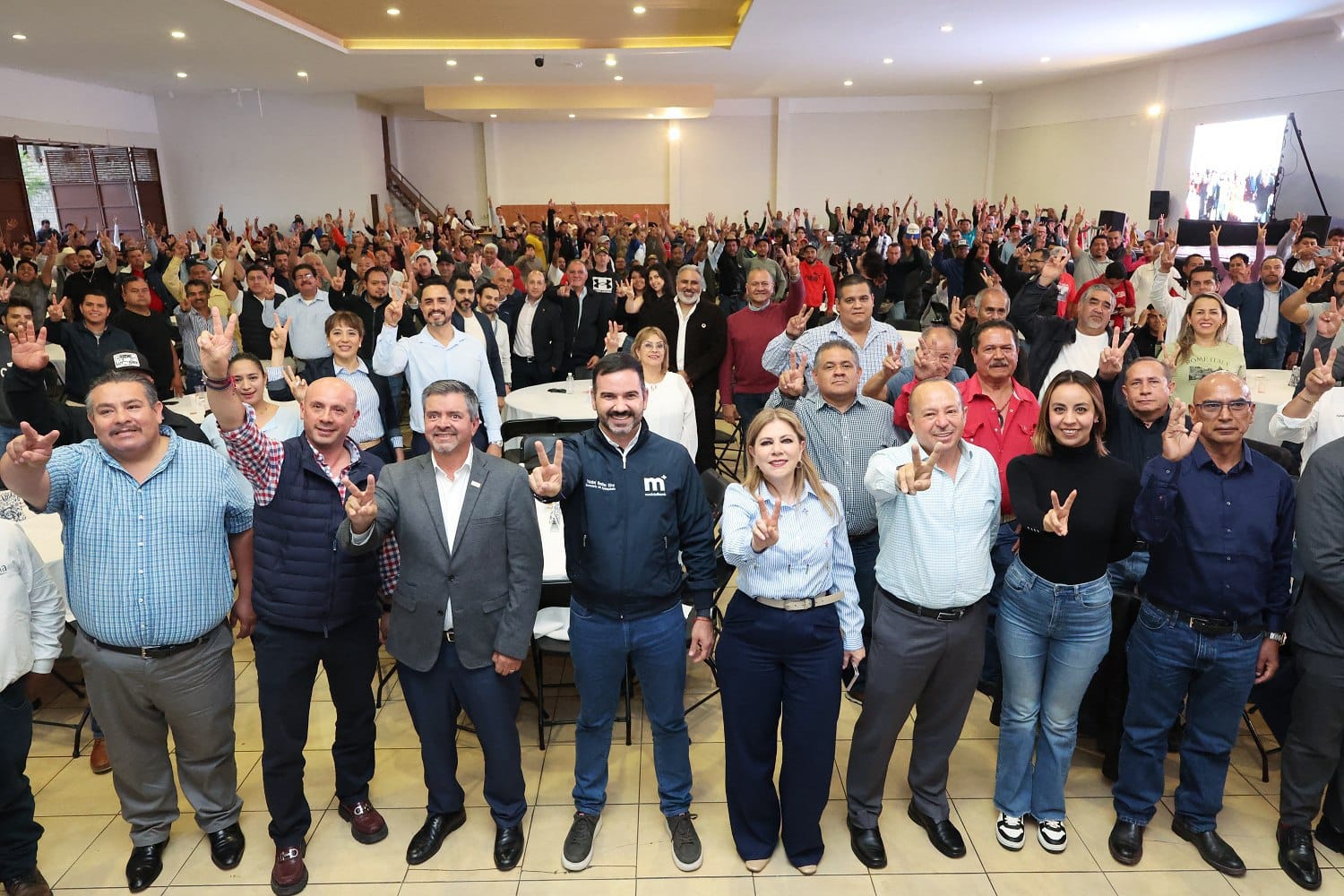 Generemos redes de trabajo para que la economía de Morelia siga creciendo: Yankel Benítez