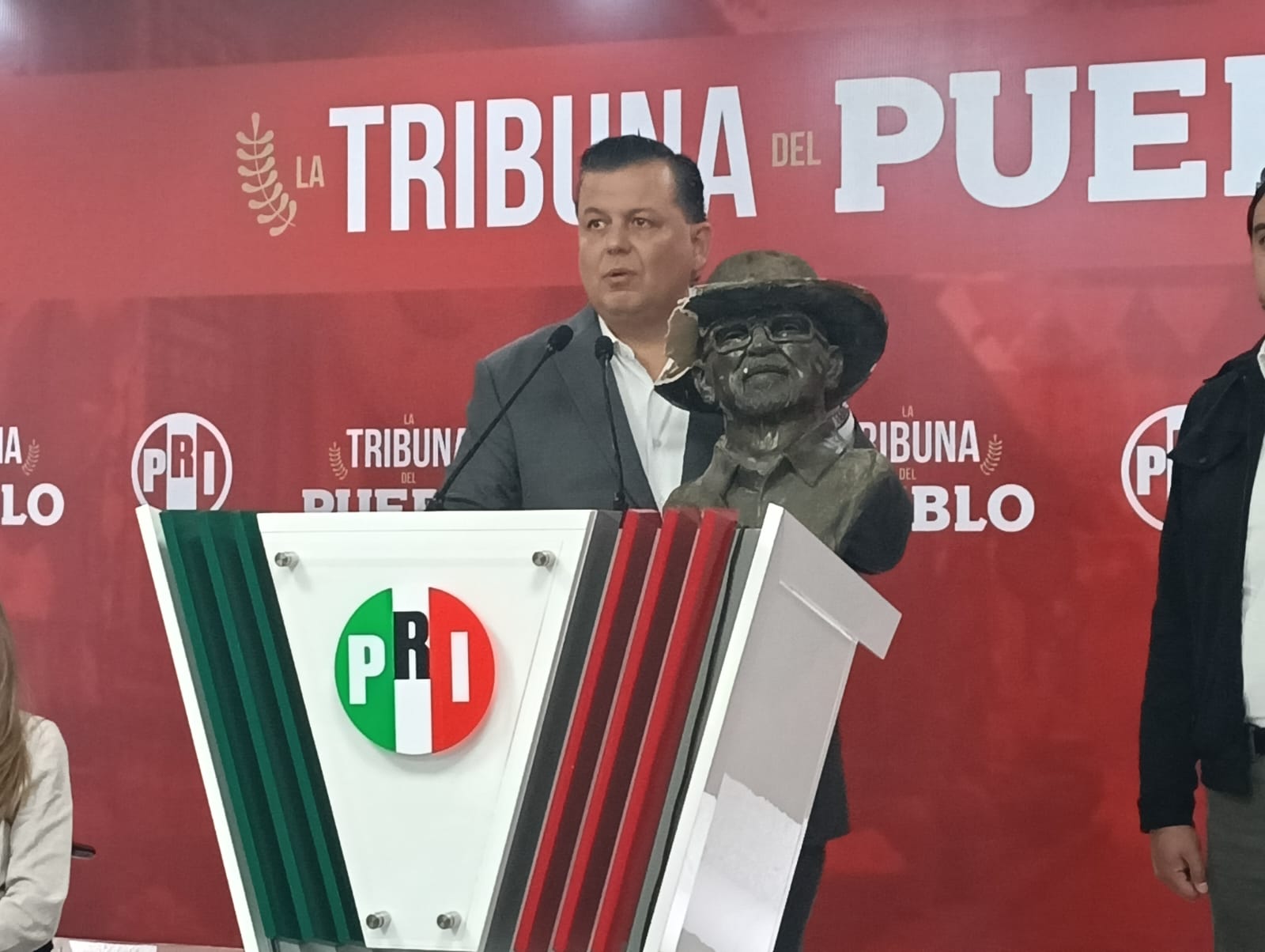 Leonel Godoy es un delincuente que nadie quiere: PRI Michoacán