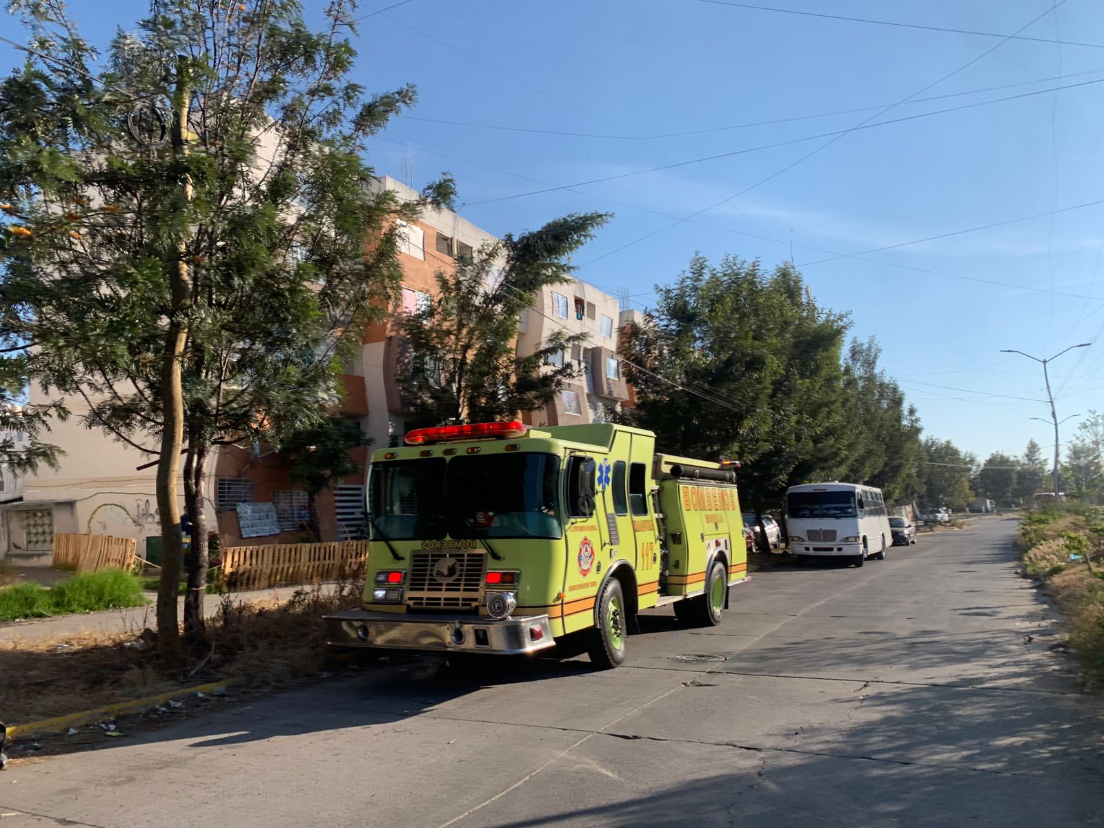 Autoridades municipales revisan infraestructura tras sismo