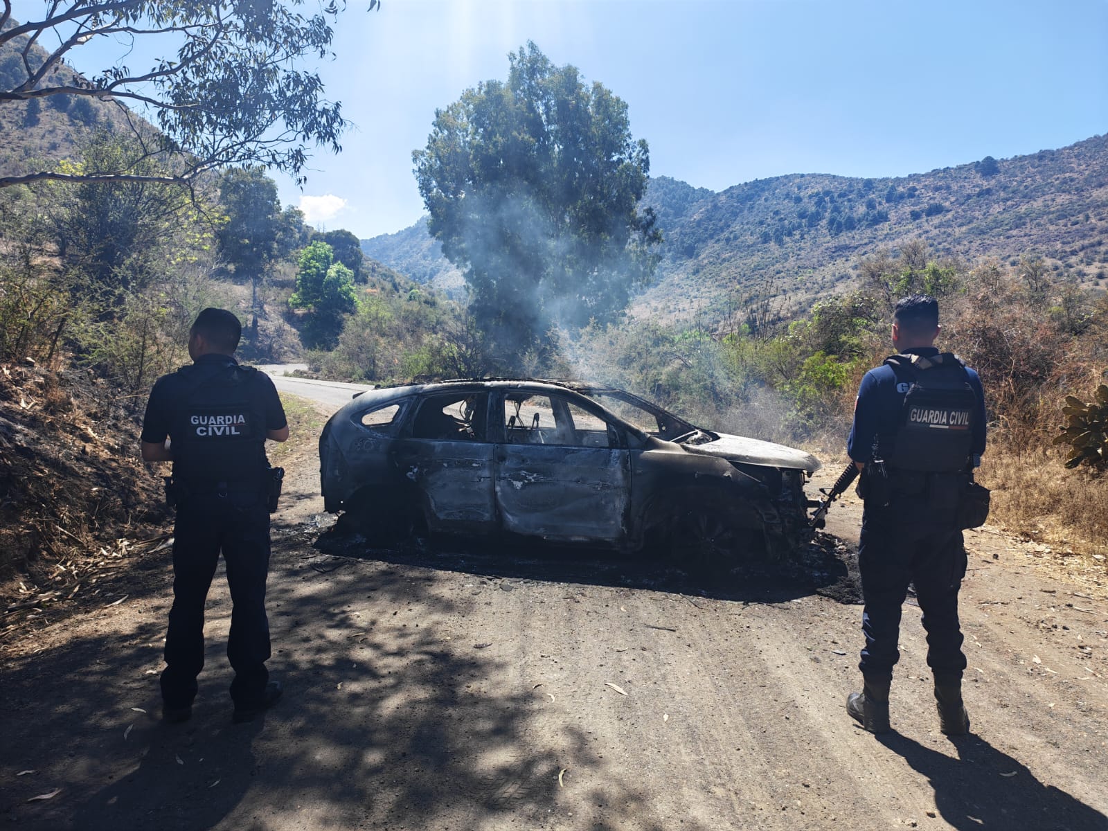 Van 31 denuncias por quema y robo de vehículos tras bloqueos en Michoacán