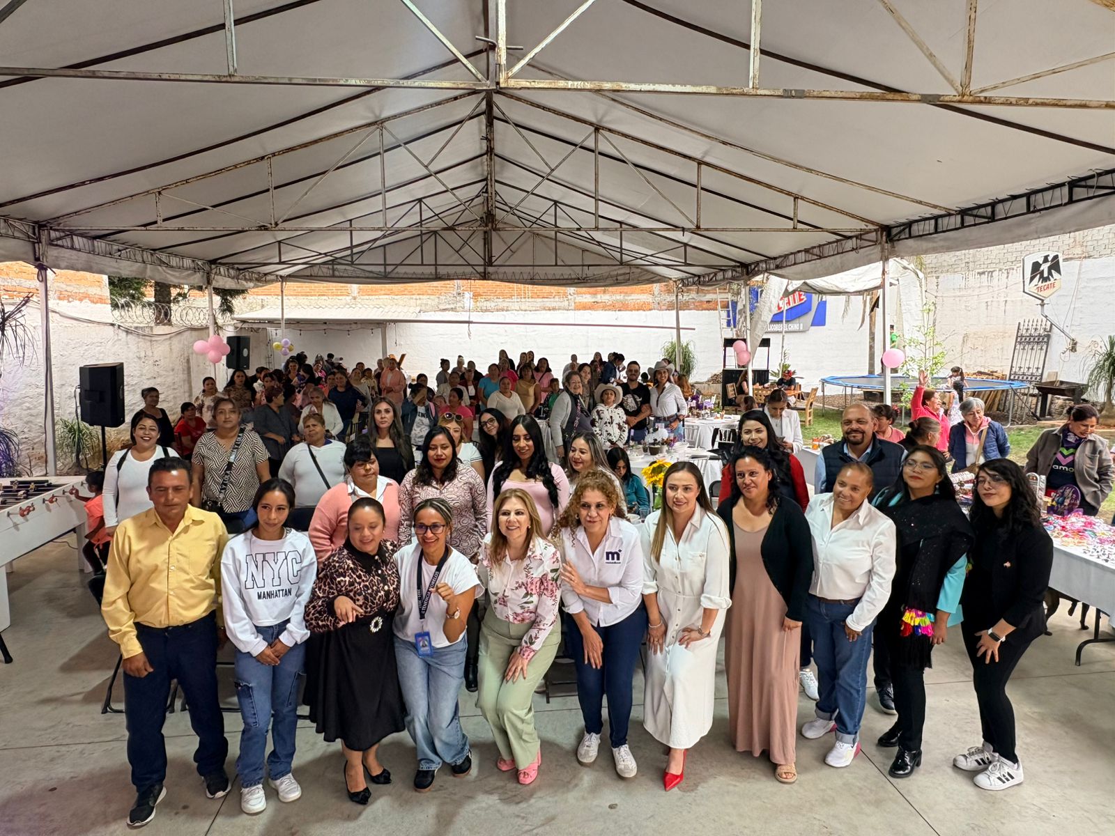 Sefeco reconoce a mujeres líderes en la Tenencia Morelos