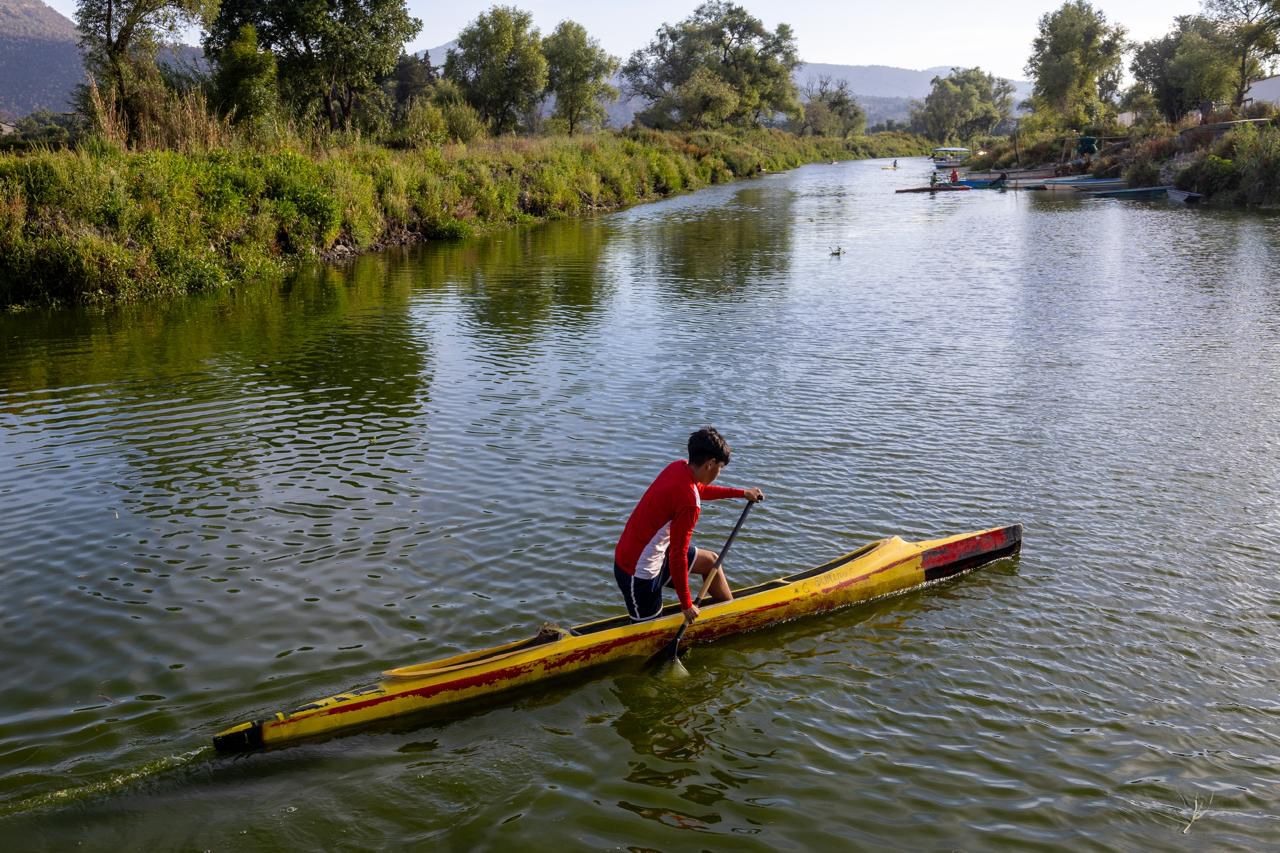 El lago de Pátzcuaro vibrará con las tradicionales regatas de canotaje
