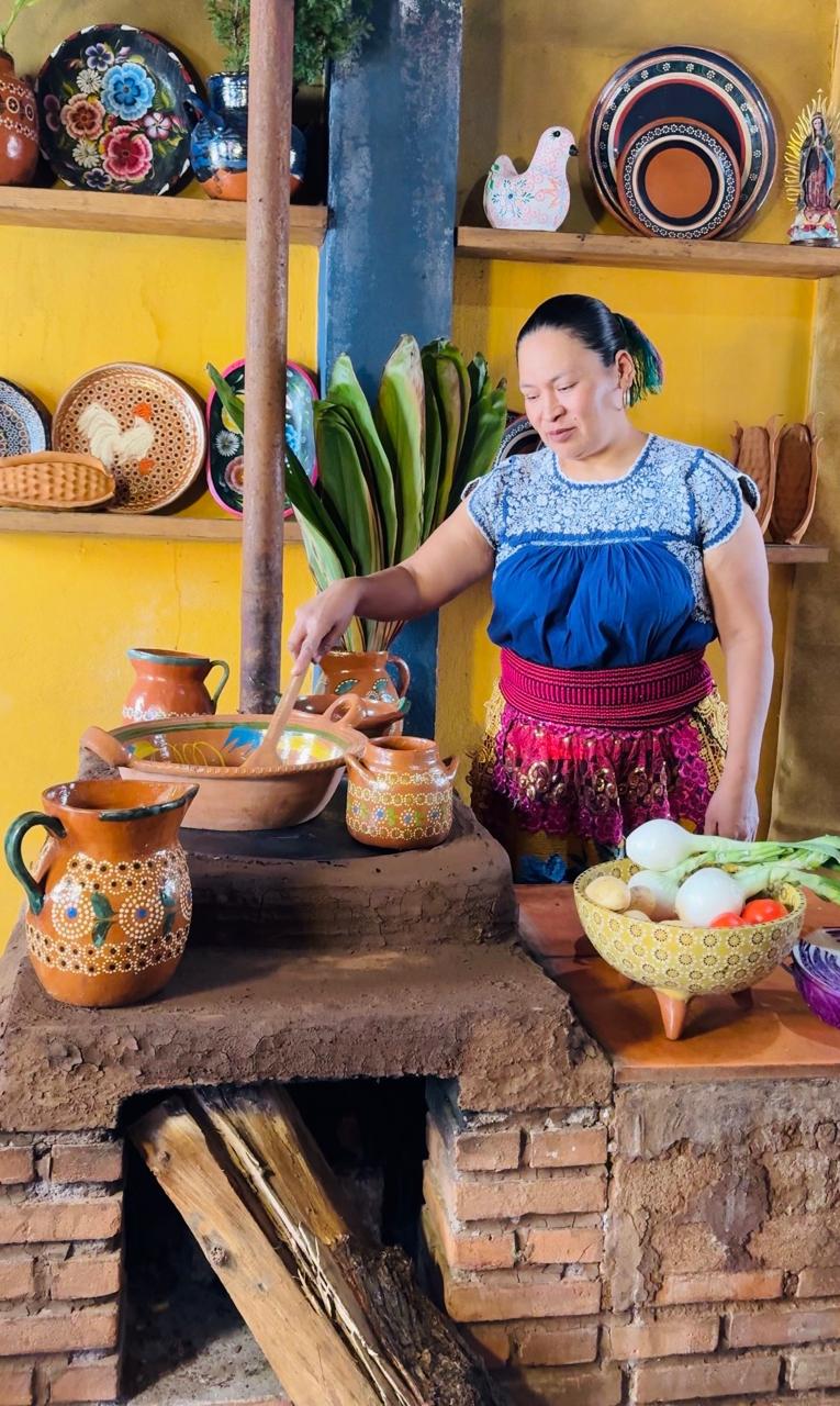 Morelia proyecta su riqueza gastronómica en el Tianguis Turístico de Acapulco