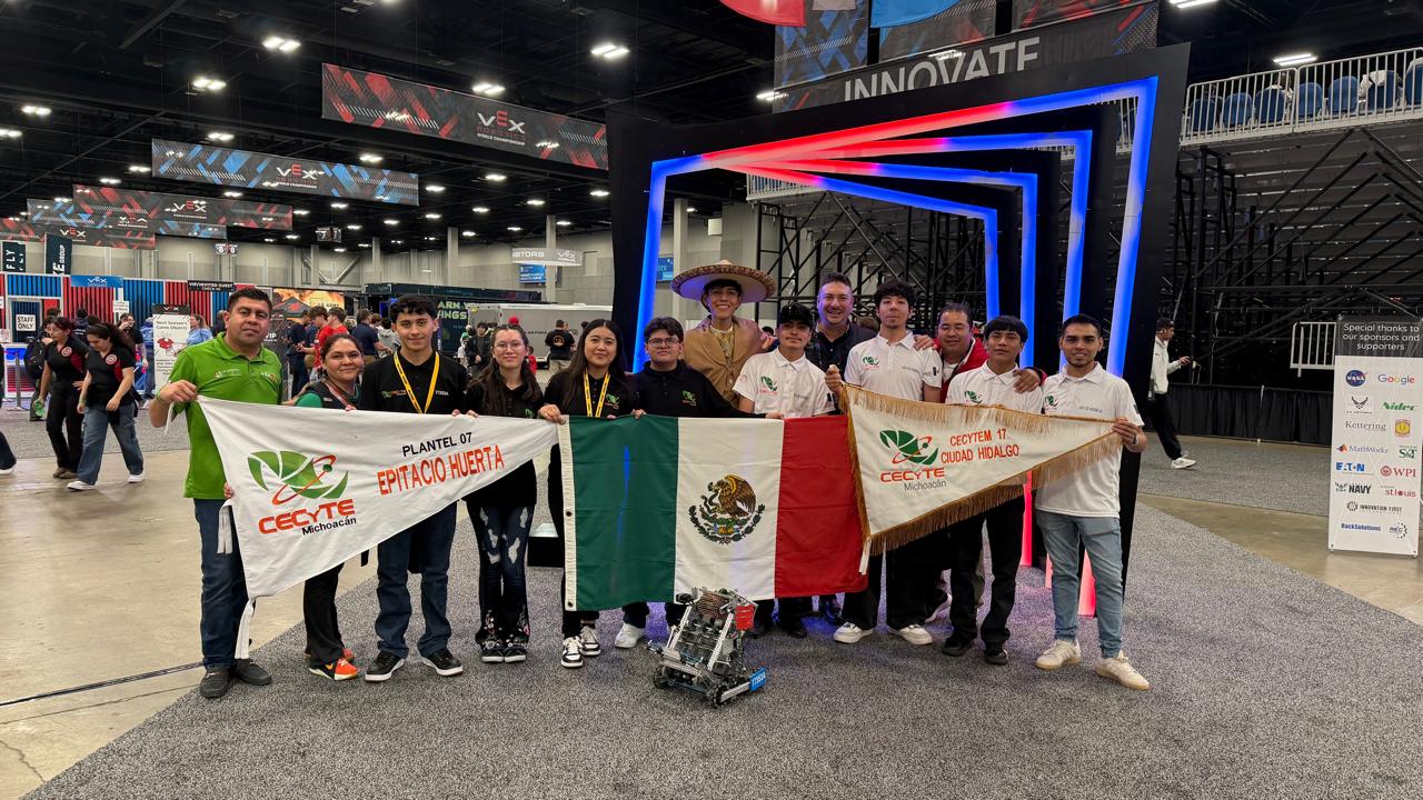 Estudiantes del Cecytem ya están en competencia en el Mundial de Robótica en EE. UU.