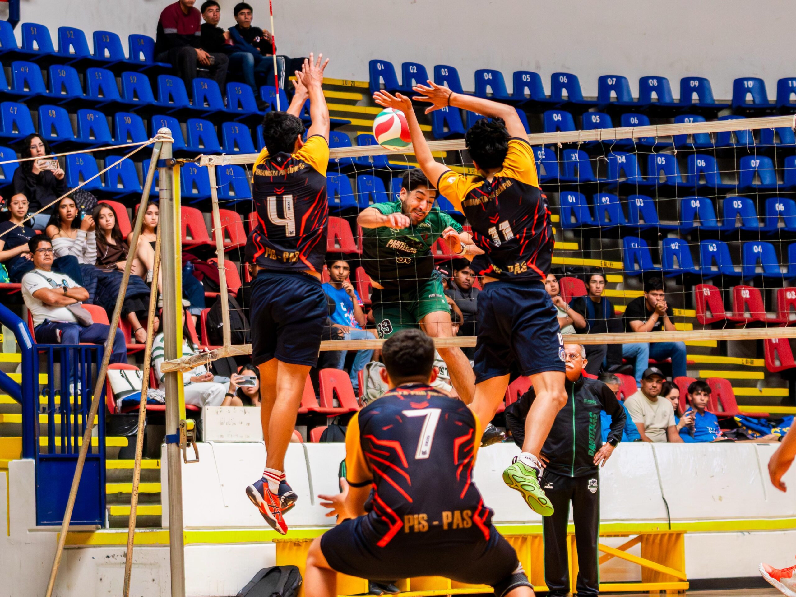 Reinician actividades de la Universiada; equipos nicolaitas buscan su boleto a fase regional