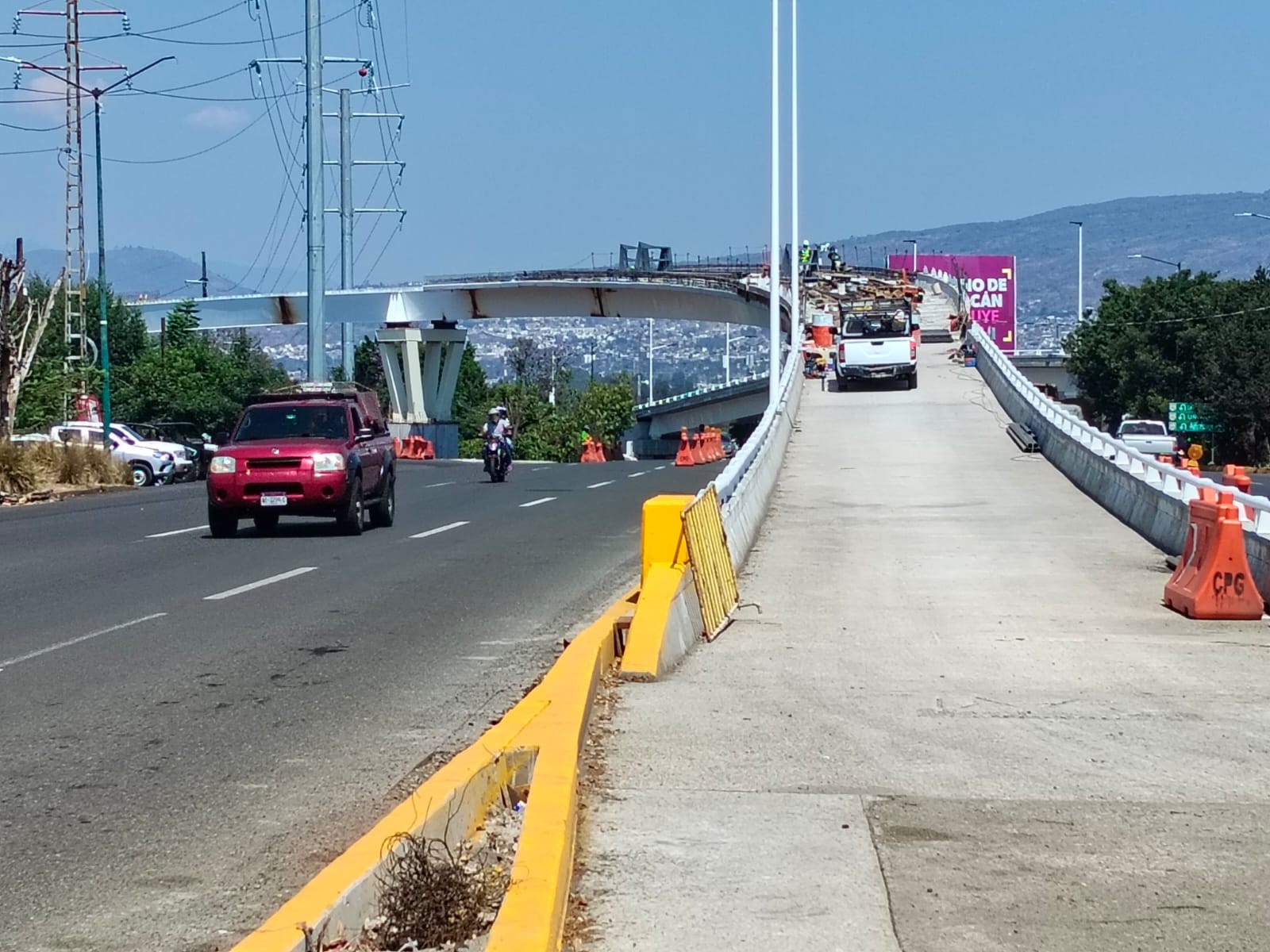 Motociclistas no podrán circular por nuevos puentes elevados de Morelia