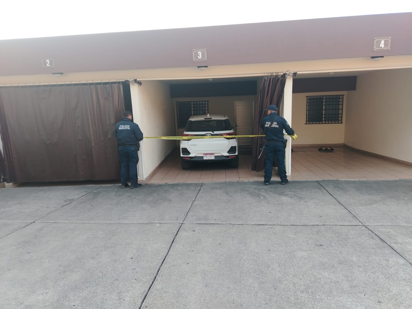 Hallan a hombre sin vida en hotel de Uruapan; presentaba ahorcamiento