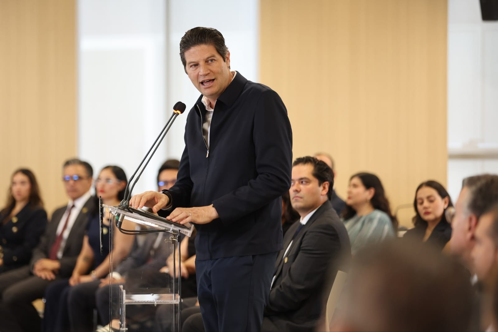 Las mejores decisiones se toman junto a la ciudadanía: Alfonso Martínez