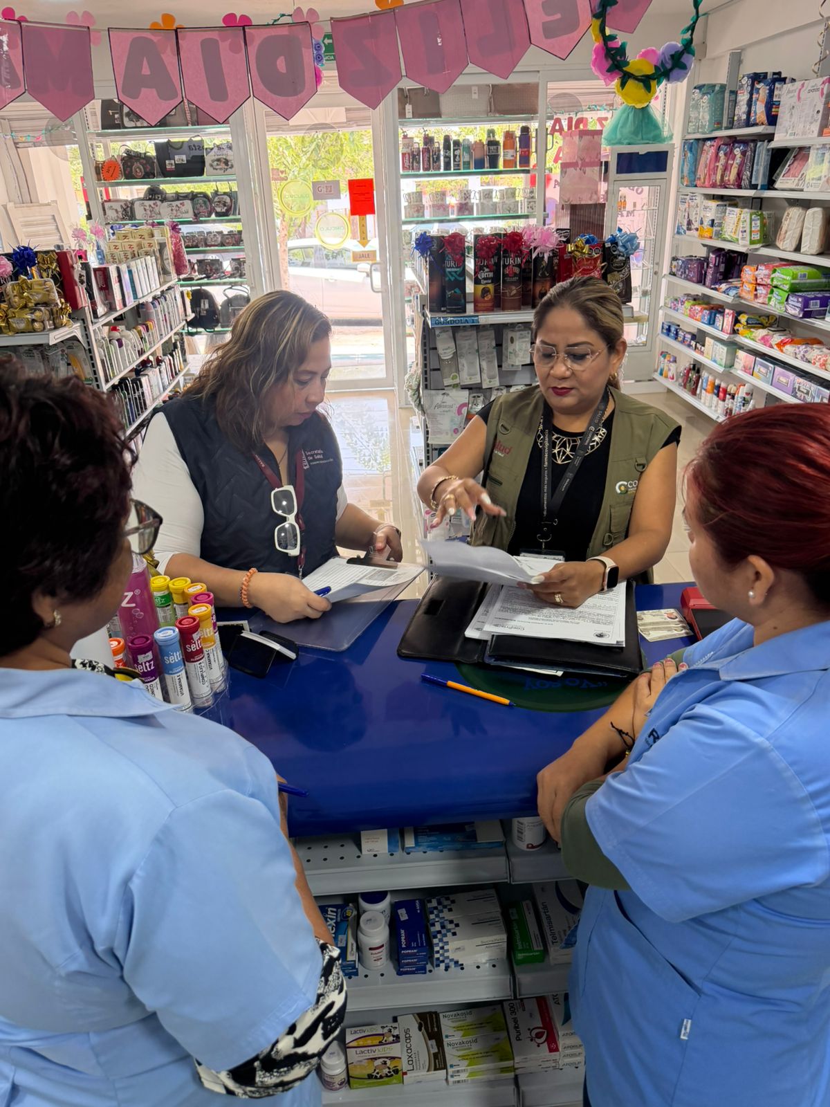 Coepris supervisa establecimientos para detectar “productos engaño” y medicamentos falsificados