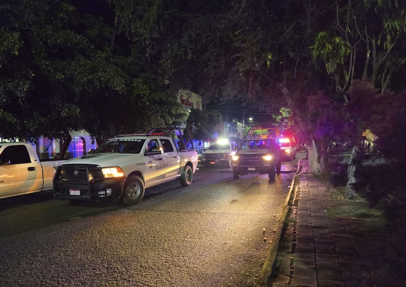 Identifican a jóvenes hallados sin vida tras ser arrastrados por el río