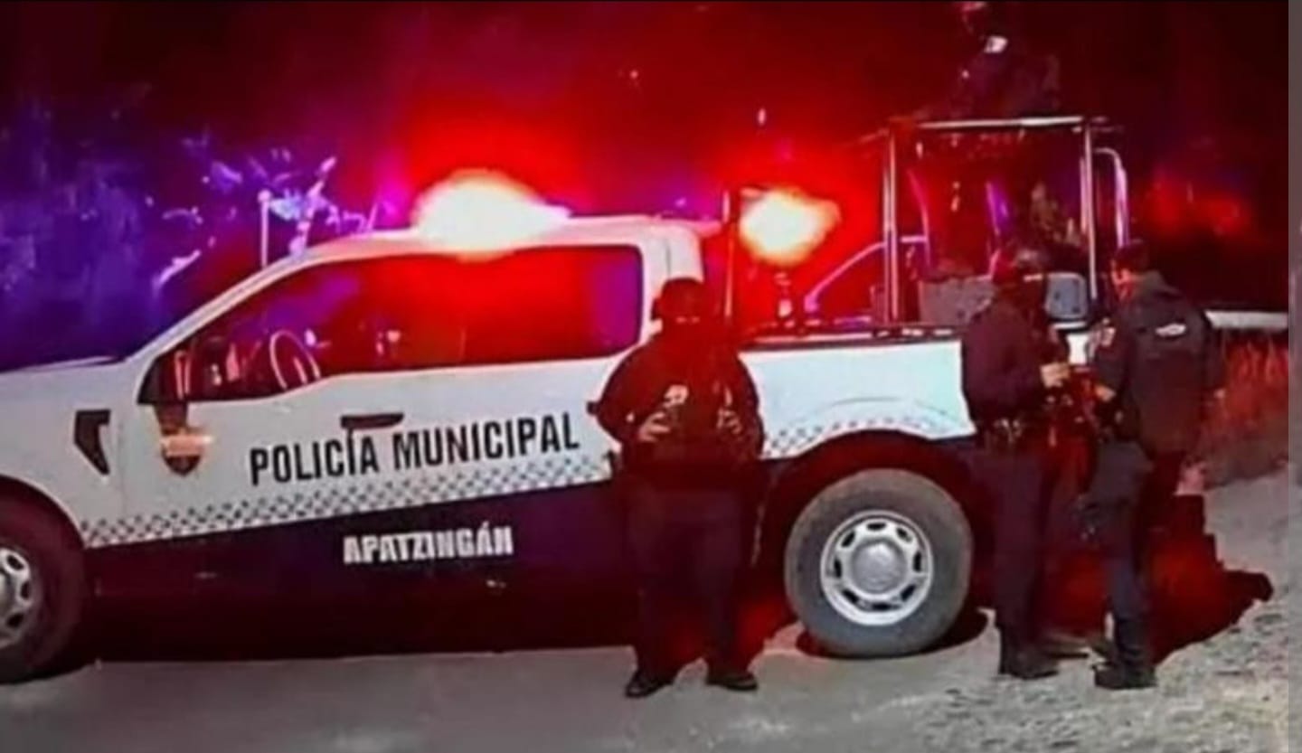 Reportan enfrentamientos y explosiones en Apatzingán