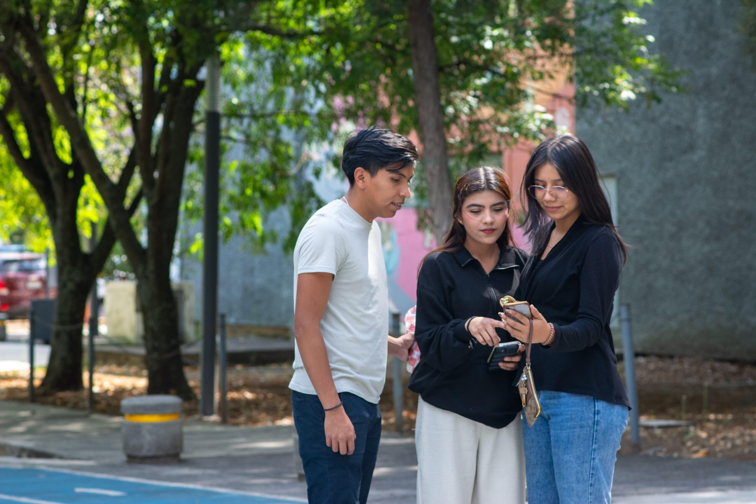 Estudiantes nicolaitas pueden realizar trámites en línea en periodo vacacional