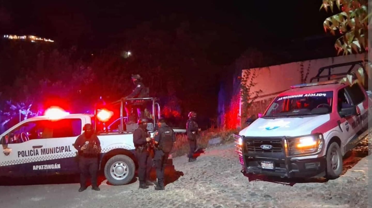 En Apatzingán, una mujer fue asesinada a tiros en su domicilio