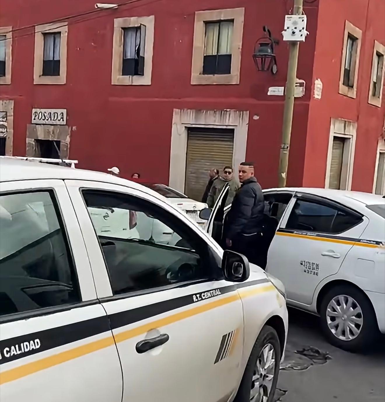 La ciudad no es de los taxistas, es de todos: AMA