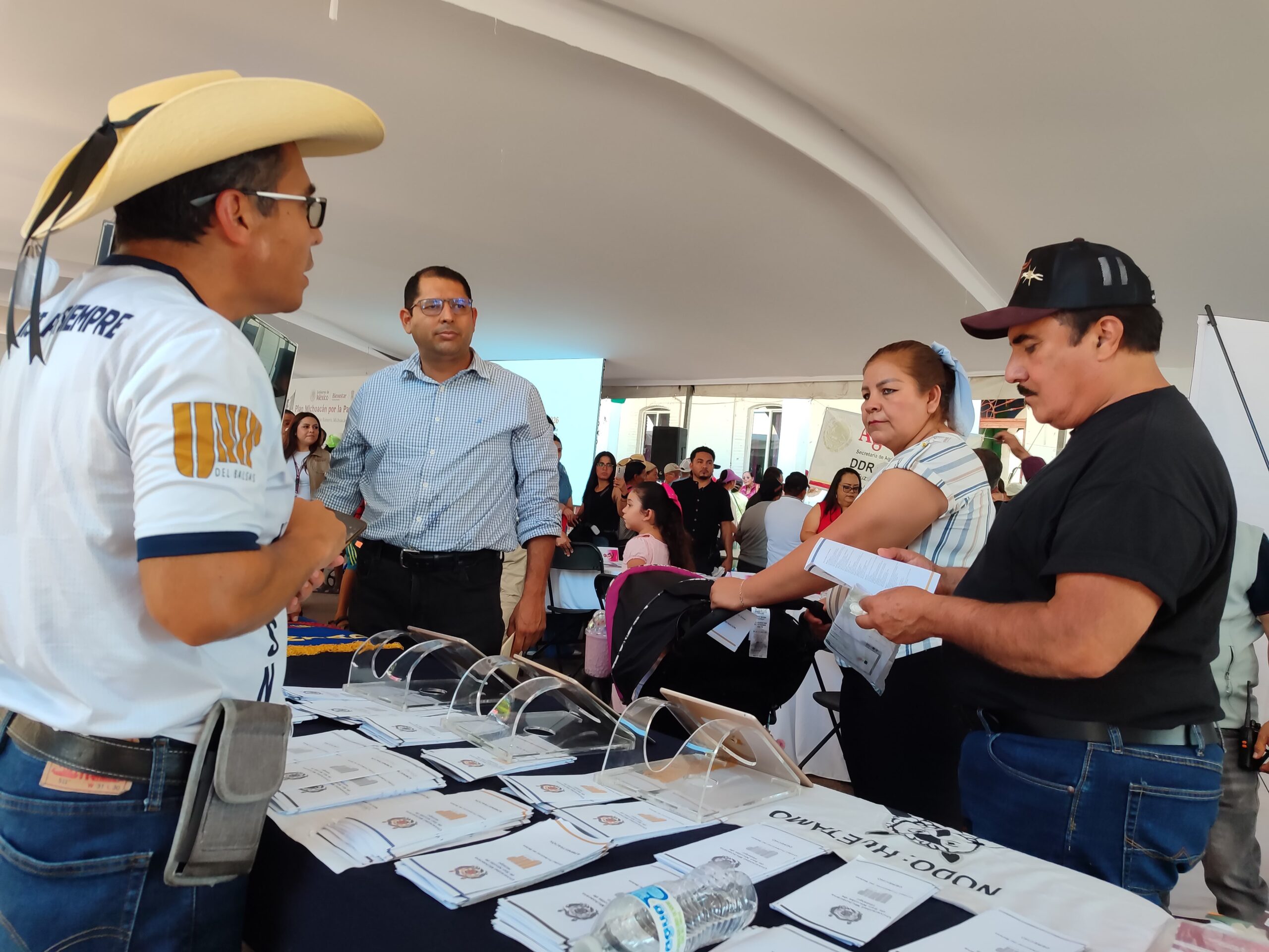 UMSNH y gobierno de México hacen sinergia en los municiíos en favor de la juventud