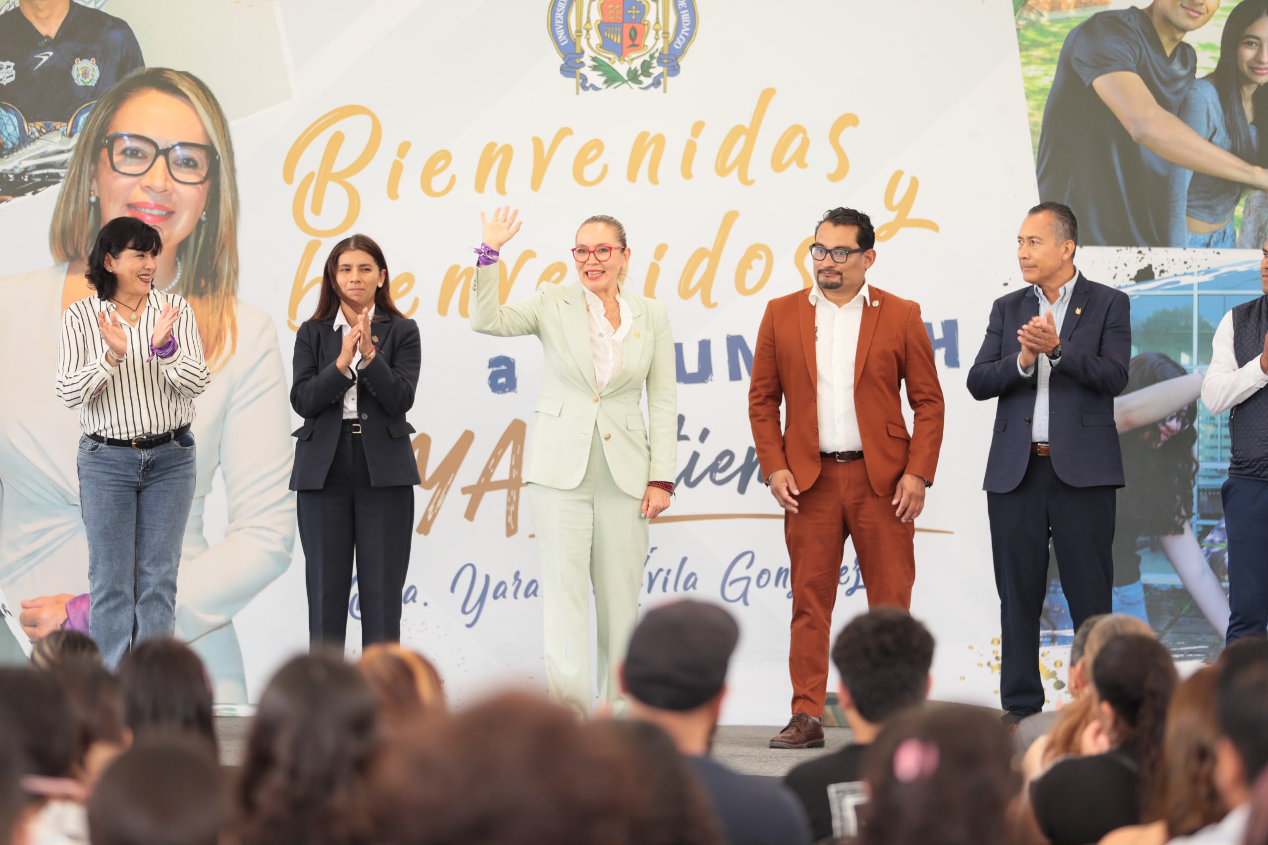 Yarabí Ávila promueve a madres y padres de estudiantes del bachillerato Nicolaita a ser aliados de la UMSNH