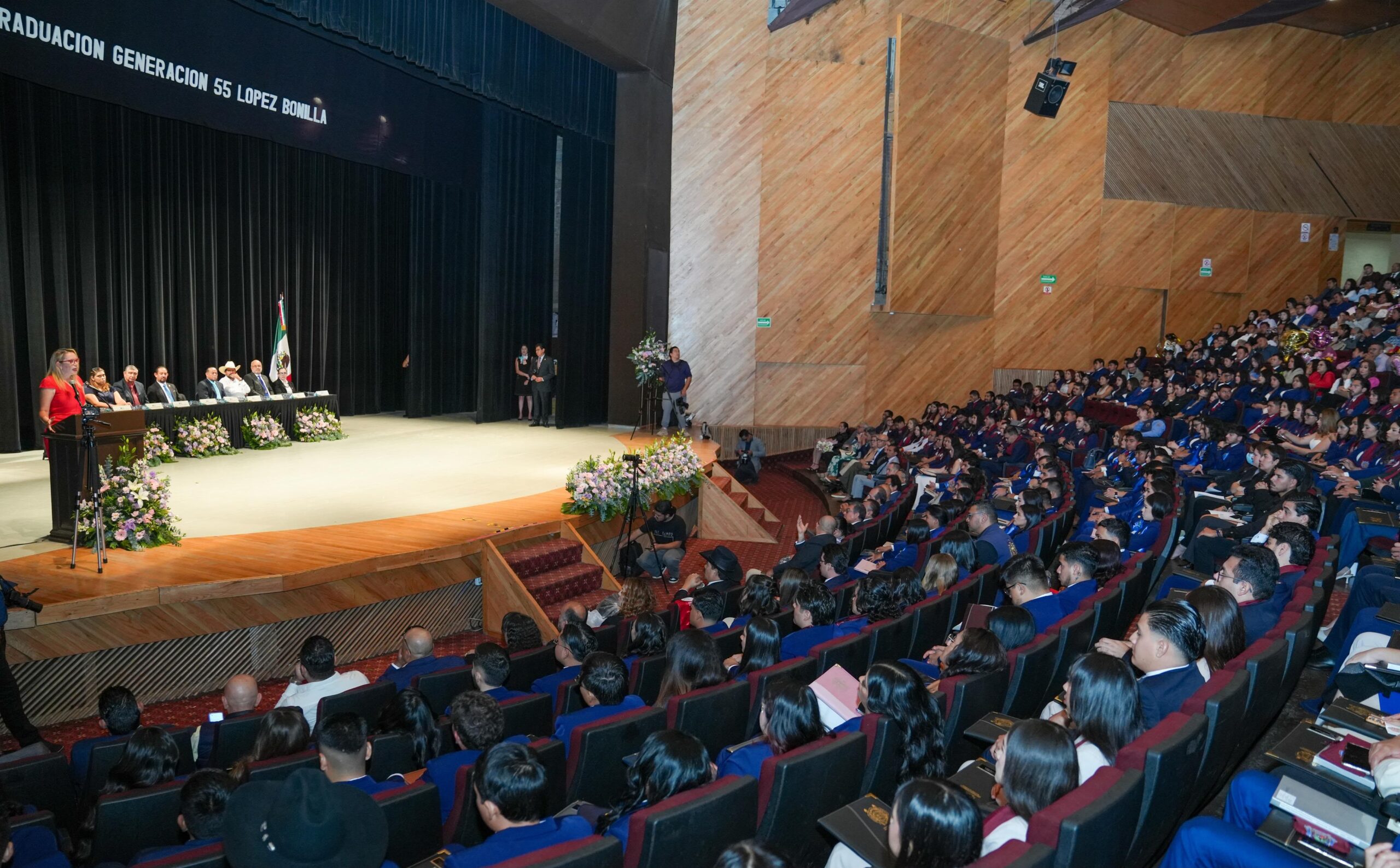 A trabajar con los valores nicolaitas, convoca Yarabí Ávila a pasantes de la Licenciatura como Médico Meterinario