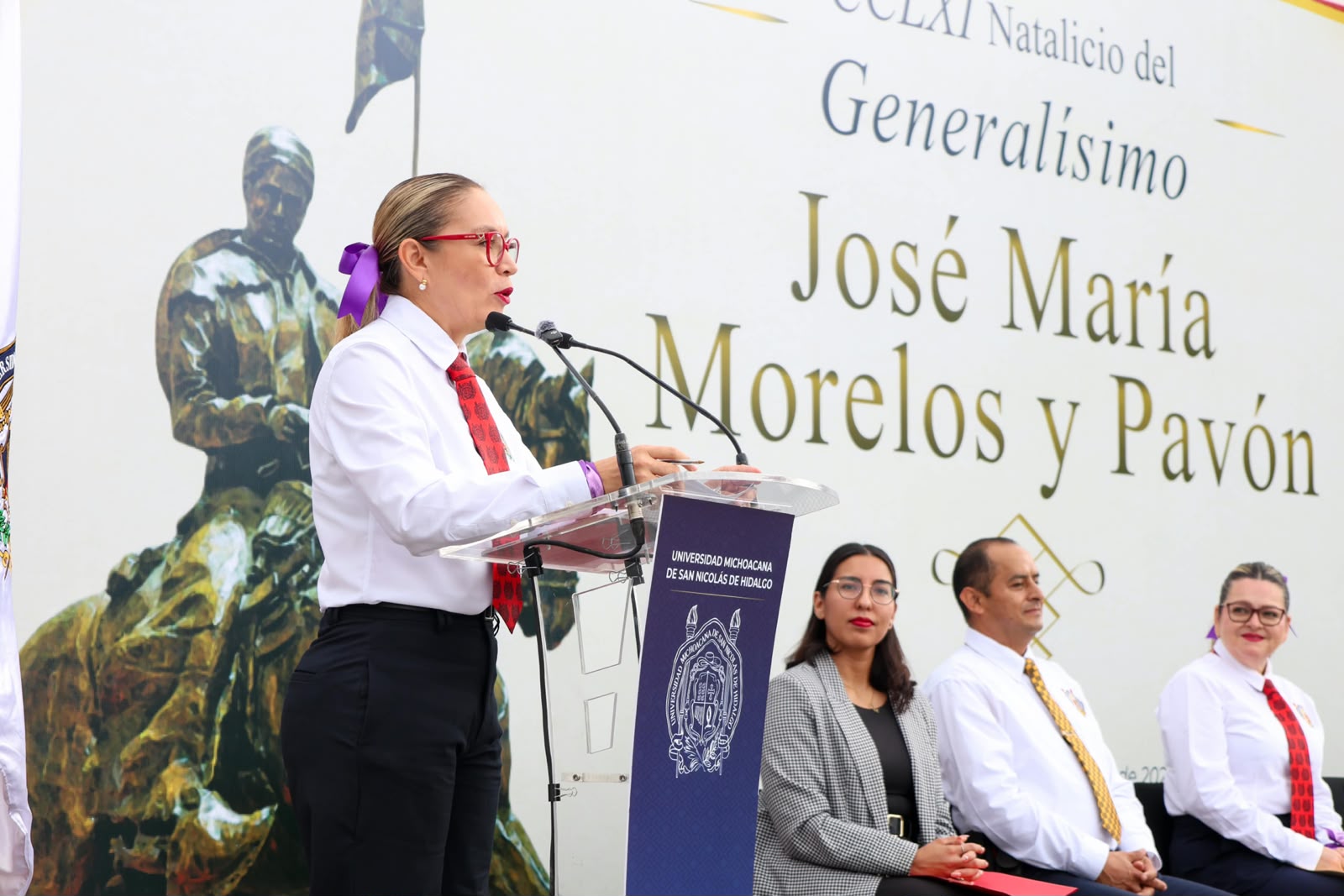 Que la autonomía siga siendo la columna de la UMSNH, se pronuncia Yarabí Ávila, al conmemorar el Natalicio de Morelos